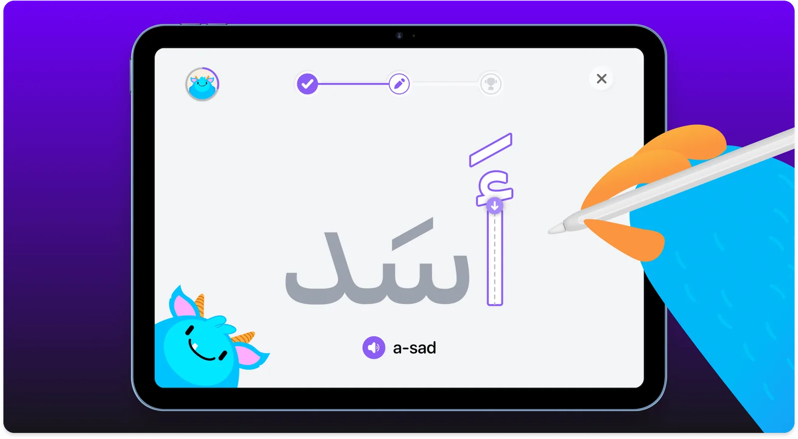 تطبيق Arabic4Kids على جهاز لوحي، يتتبع حرف الألف في كلمة أسد باستخدام Apple Pencil